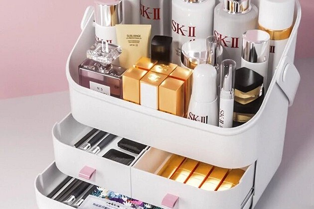 10 крутых и недорогих органайзеров для косметики с AliExpress
