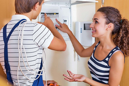 Выбираем автоматические выключатели и УЗО для дачи: 5 важных параметров