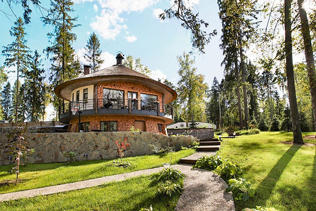 Как в сказке: подмосковная резиденция в духе домика хоббита