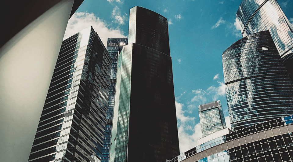 Однушка за 57,5 млн рублей и еще 3 самые дорогие квартиры в Москве: рейтинг экспертов