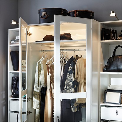 Шкафы для одежды от Ikea: узкие распашные и складные мебельные решения для хранения белья в спальню | Низкие цены, высокое качество | Ikea Россия