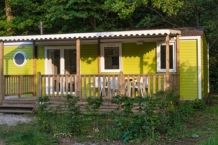 Как построить бытовку своими руками