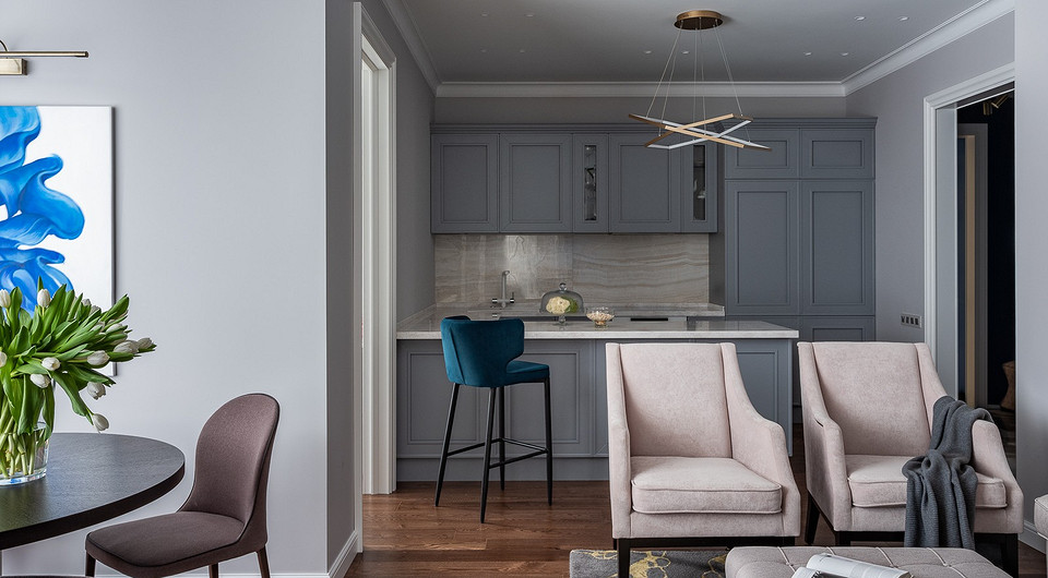 Три спальни, два санузла, гардеробная и даже прачечная: идеальная квартира для большой семьи