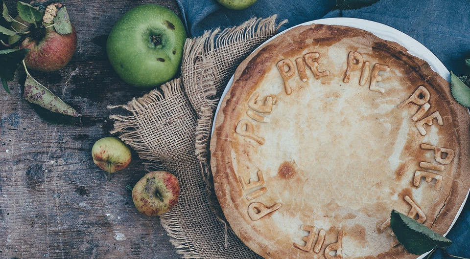 8 полезных аксессуаров для интерьера, которые можно сделать из обычной мешковины