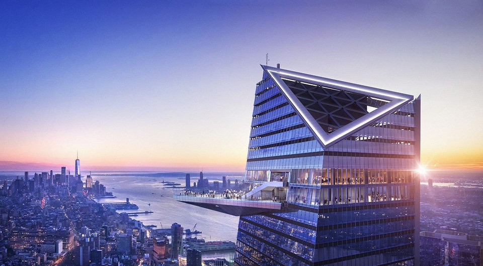 Пощекотать нервы: в Нью-Йорке открыли смотровую площадку со стеклянным полом на высоте 335 метров