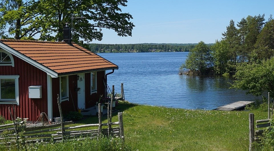 В Московской и Ленинградской областях спрос на аренду дач вырос на 70%