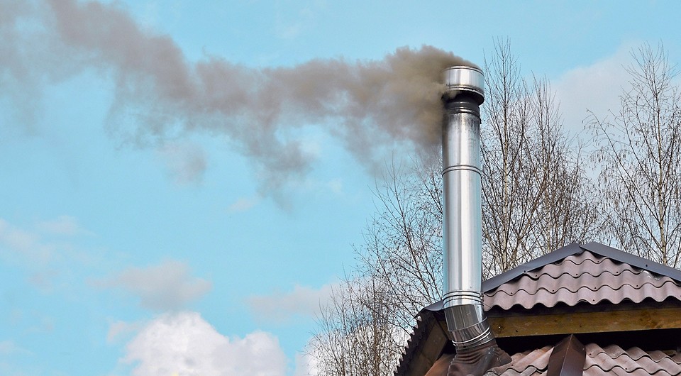 3 простых правила, которые помогут поддерживать чистоту дымохода и избежать возгорания сажи