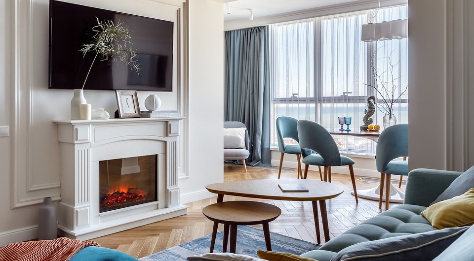 Уютная современная классика: квартира в Сочи с видом на море