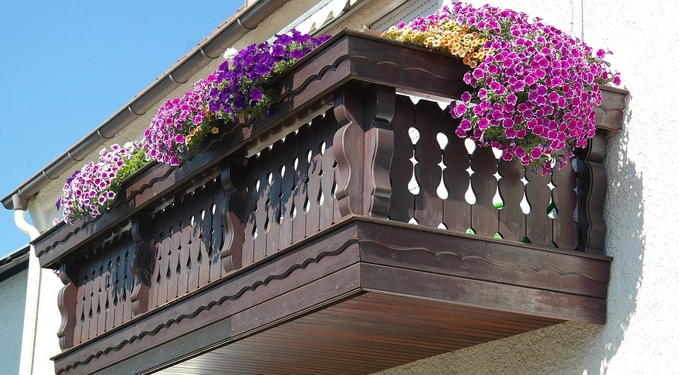 Способы, как обшить балкон сайдингом своими руками снаружи | Онлайн-журнал о ремонте и дизайне