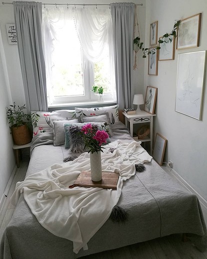 Дизайн маленькой спальни - 77 фото