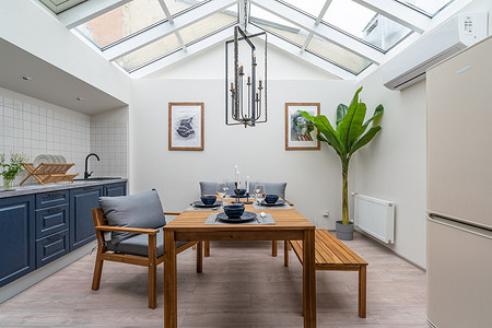 Квартира для посуточной аренды в старом доме Санкт-Петербурга