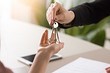 Как продать квартиру, купленную на материнский капитал