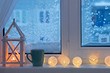 Как оформить окно зимой, когда за ним темно и серо: 8 идей для уюта