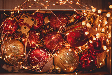 7 новогодних украшений с AliExpress с быстрой доставкой (еще успеем!)