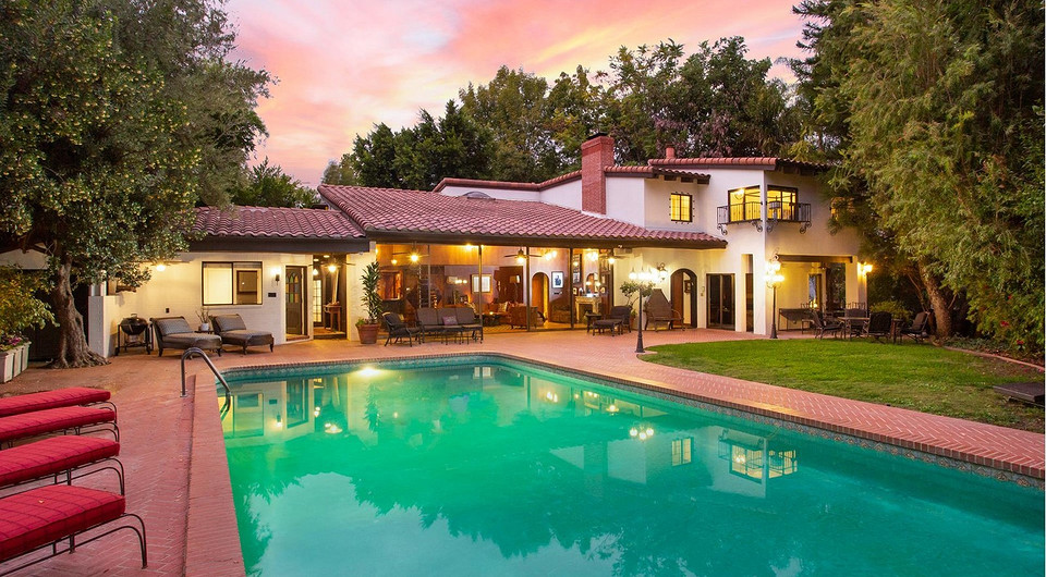 В США продают дом, где проводили немало вечеринок для голливудских звезд (говорят, там бывала даже Мэрилин Монро)