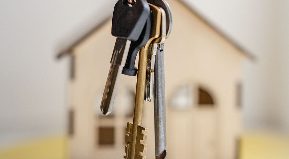 Минстрой предложил ввести обязательную регистрацию для арендодателей через единую систему