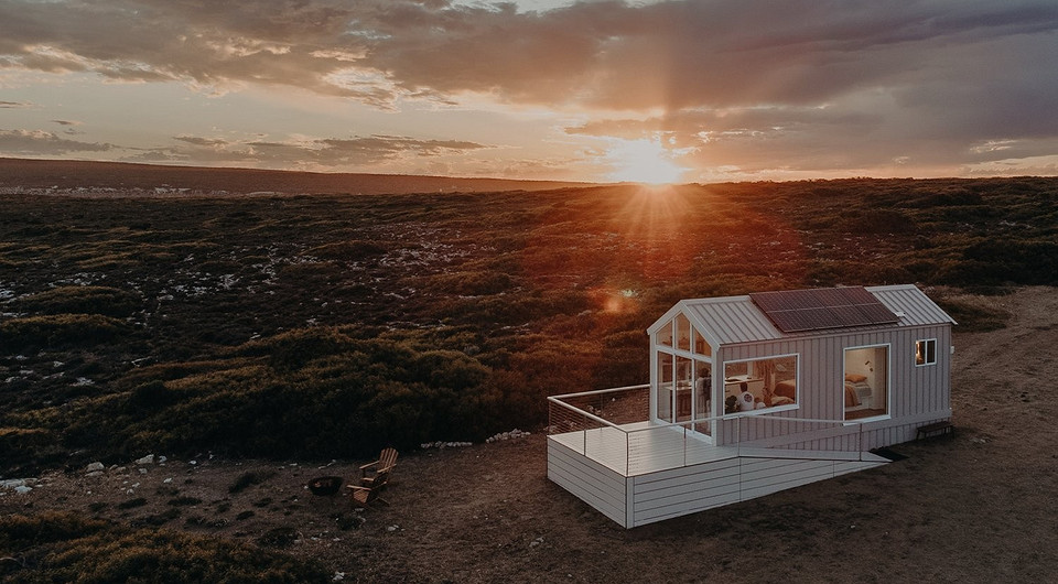 Дом 8х3 метра: крошечный отель построили в Австралии на побережье Дом 8х3 метра: крошечный отель построили в Австралии на побережье