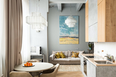 Как объединили две маленькие студии и увеличили полезную площадь на 10 квадратов