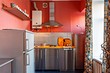 Дизайн кухни с газовой колонкой (25 фото)