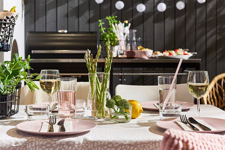 10 товаров из ИКЕА, которые пригодятся для перекусов на даче (если там нет кухни)