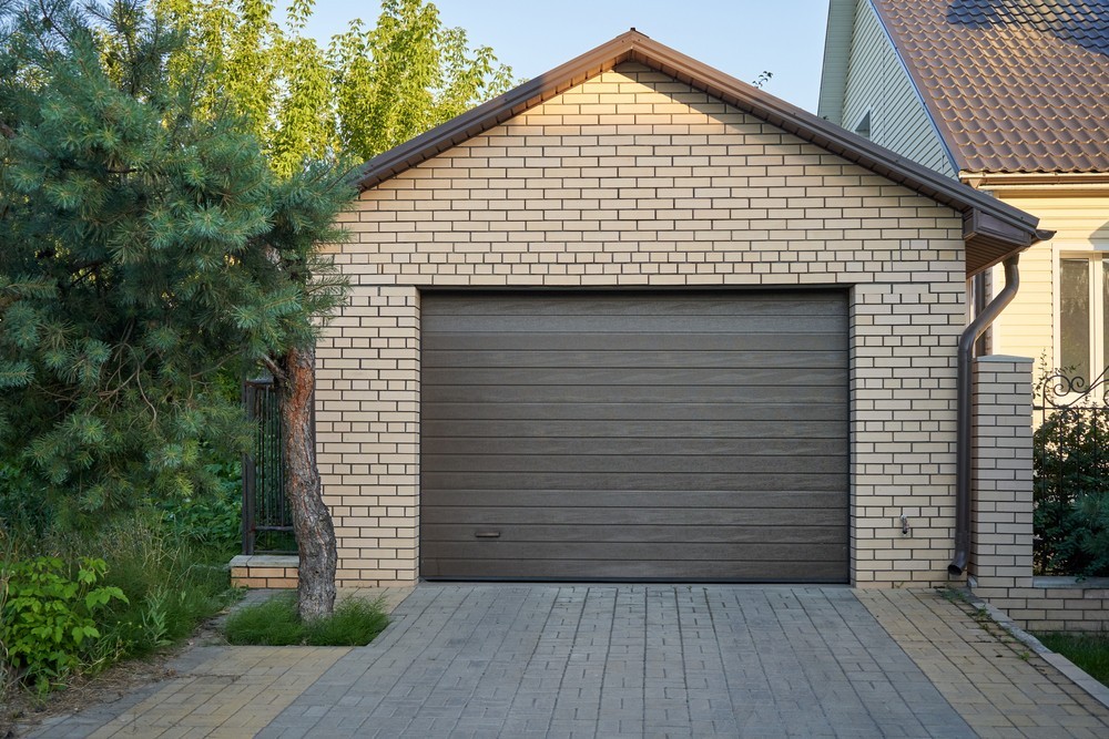 Как построить гараж на даче: пошаговое возведение капитальной постройки