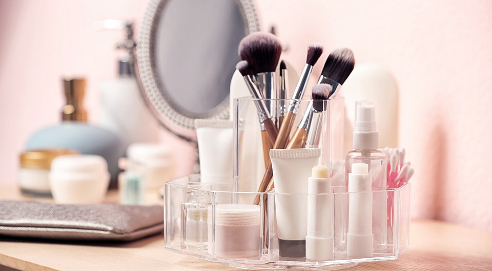 Что можно хранить на крутящейся подставке: 7 удобных и эстетичных идей