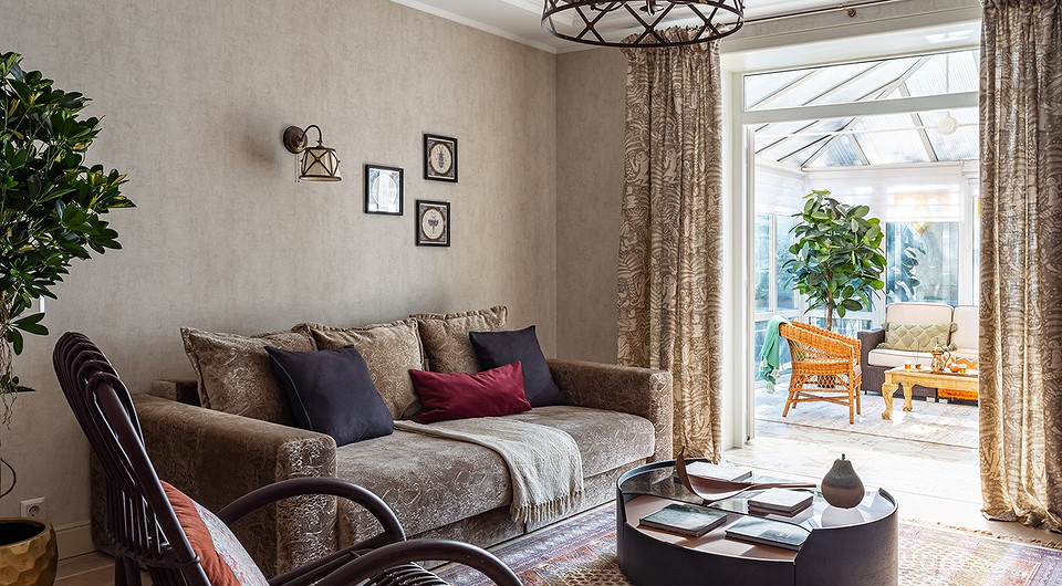 Гостиная на первом этаже.