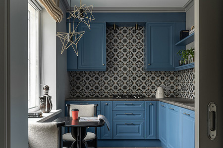 Однушка с функциями двушки: маленькая квартира 35 кв. м с кроватью в шкафу