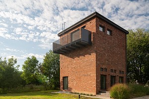 Современный дом из старой электрической подстанции: в Чехии реализовали классный проект