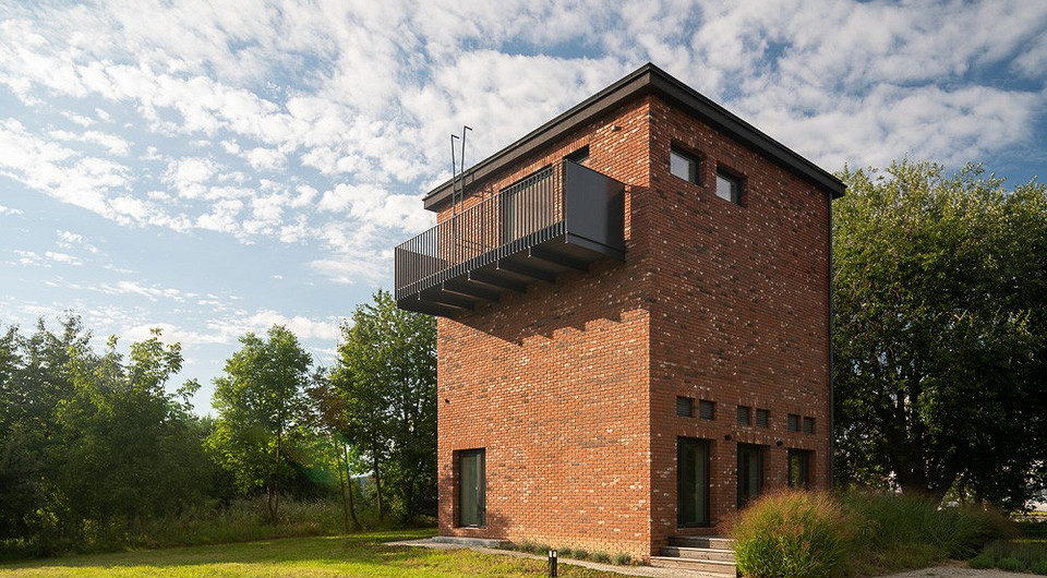 Современный дом из старой электрической подстанции: в Чехии реализовали классный проект Современный дом из старой электрической подстанции: в Чехии реализовали классный проект