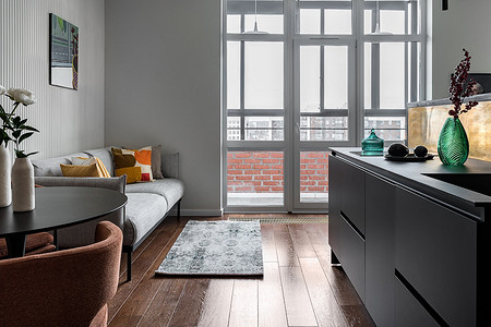 Маленькая и стильная студия дизайнера: как на 30 кв. м удалось оформить спальную зону и гостиную