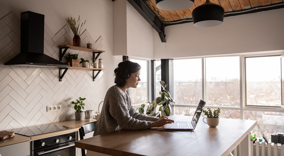 Арендодатели стали требовательнее: у кого больше шансов снять квартиру в Москве и Петербурге