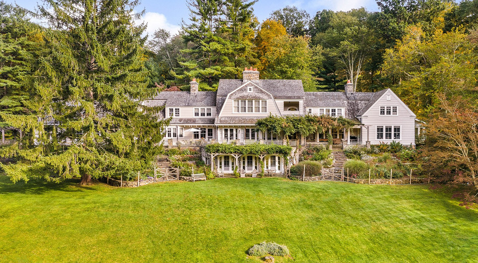 Ричард Гир выставил на продажу свое поместье недалеко от Нью-Йорка