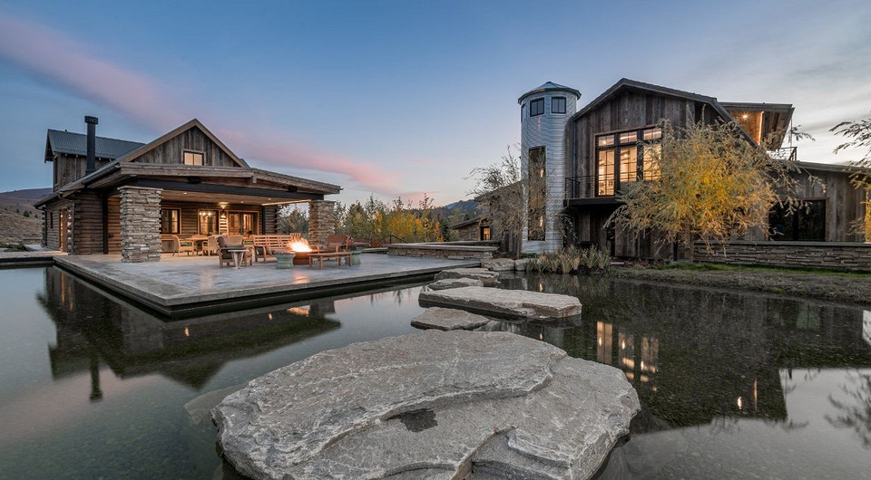 В США выставили на продажу поместье из фильма с Мэрилин Монро