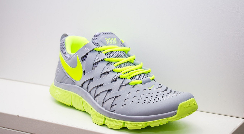 Как стирать кроссовки в стиральной машине: все полезные хитрости