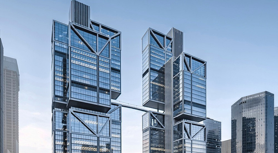 В Китае построили два небоскреба, соединенных подвесным мостом В Китае построили два небоскреба, соединенных подвесным мостом