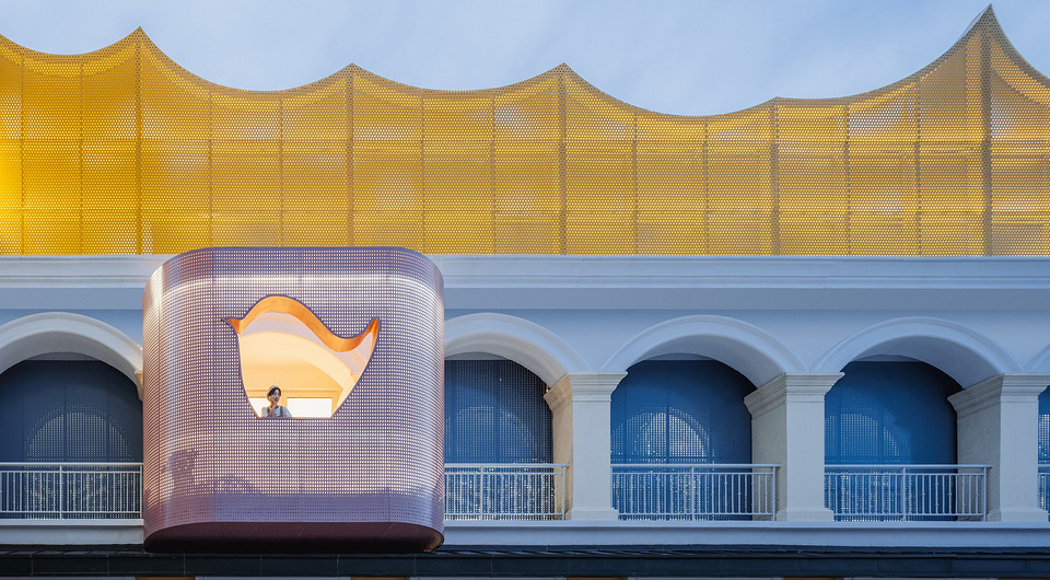 Как замок из книжек: в Китае построили библиотеку и книжный магазин, вдохновленные сказками