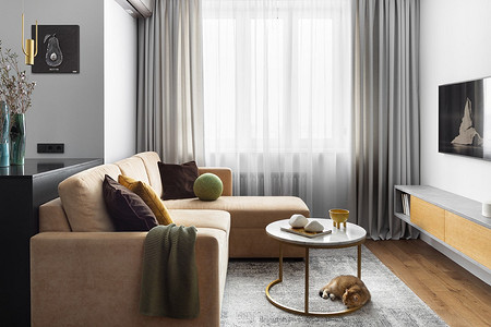 Уютно и функционально: двухкомнатная квартира 62 кв. м для девушки