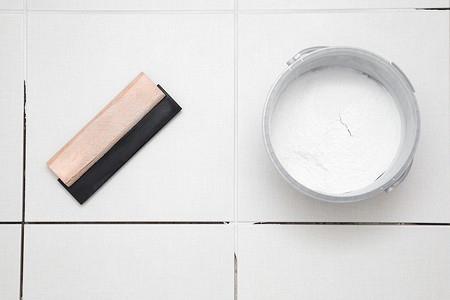 Затирка швов между плиткой: приготовление смеси и пошаговая инструкция в 3 этапа