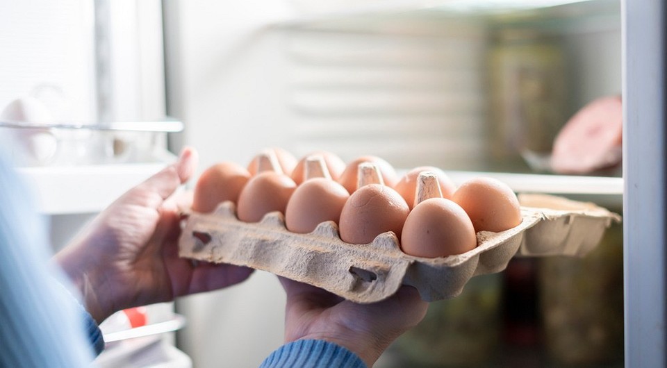 Сколько хранятся яйца в холодильнике: срок годности и условия | ivd