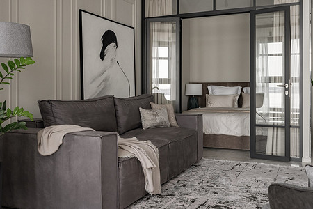 В стиле модерн: как дизайнер оформила студию 56 кв. м, которая выглядит просторно