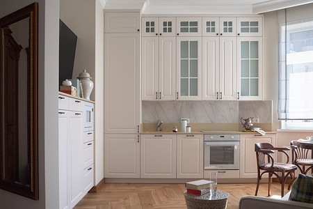 Светлая квартира 57 кв. м в стиле традиционной классики