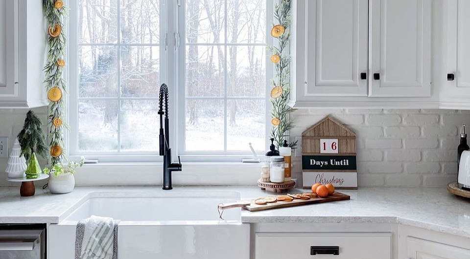 Никакого дождика: 8 потрясающих примеров минималистичного новогоднего декора