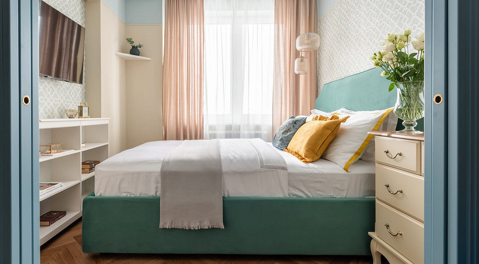 Из однушки в двушку: квартира с вдохновляющим весенним интерьером