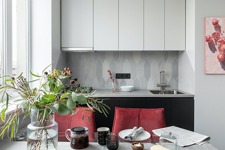 Интерьер для врача: двухкомнатная квартира 51 кв. м с массажным кабинетом