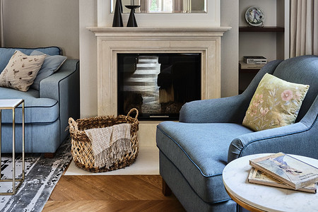 Двухэтажный таунхаус с цокольным этажом в стиле американской классики