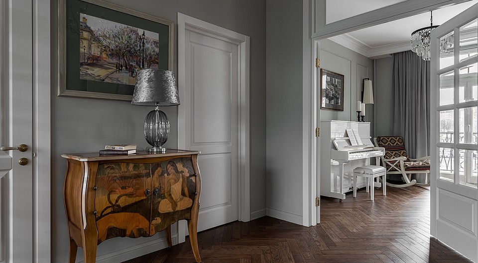 6 неочевидных деталей, которые сделают интерьер прихожей визуально дороже