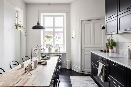 Черно-белый интерьер: правила оформления и 80 красивых фото