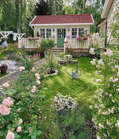 Соцсети студии Gardening Designs