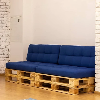 Примеры подиумов для дивана в интерьере (53 фото)